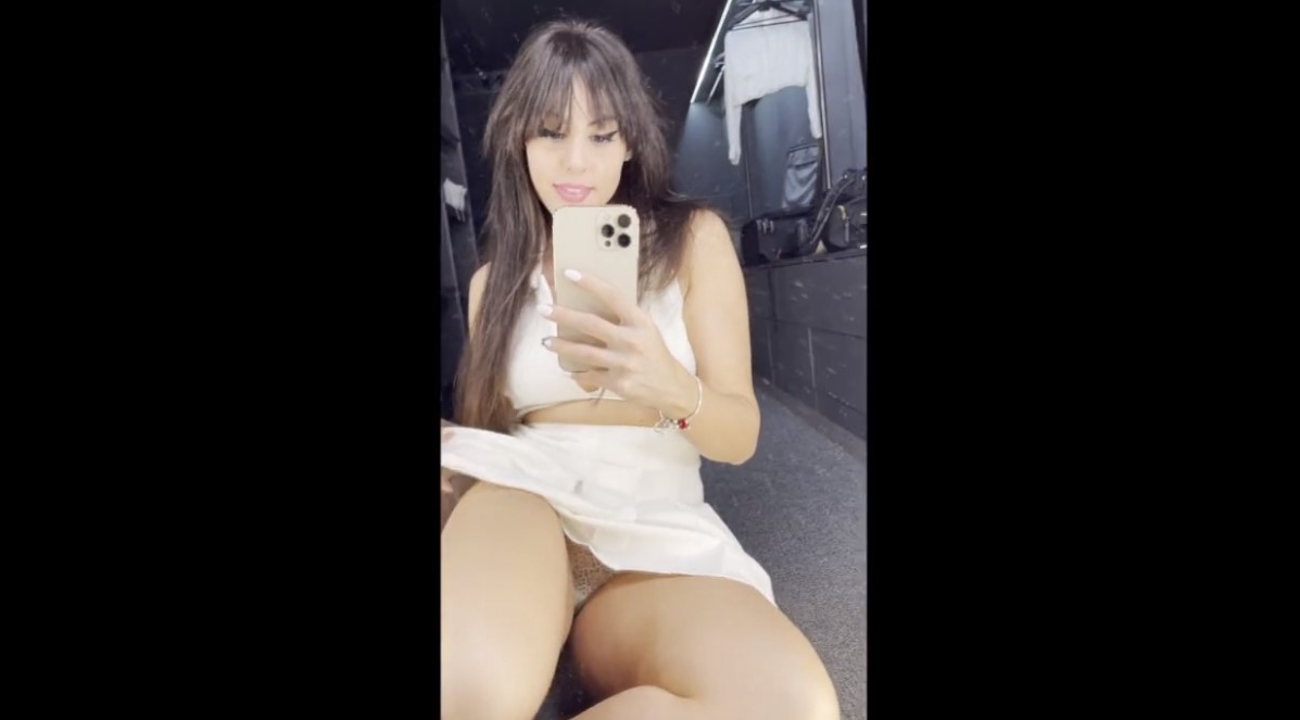 Gostosa do TikTok em vídeo de sexo no motel – SEXXXLIFE.COM